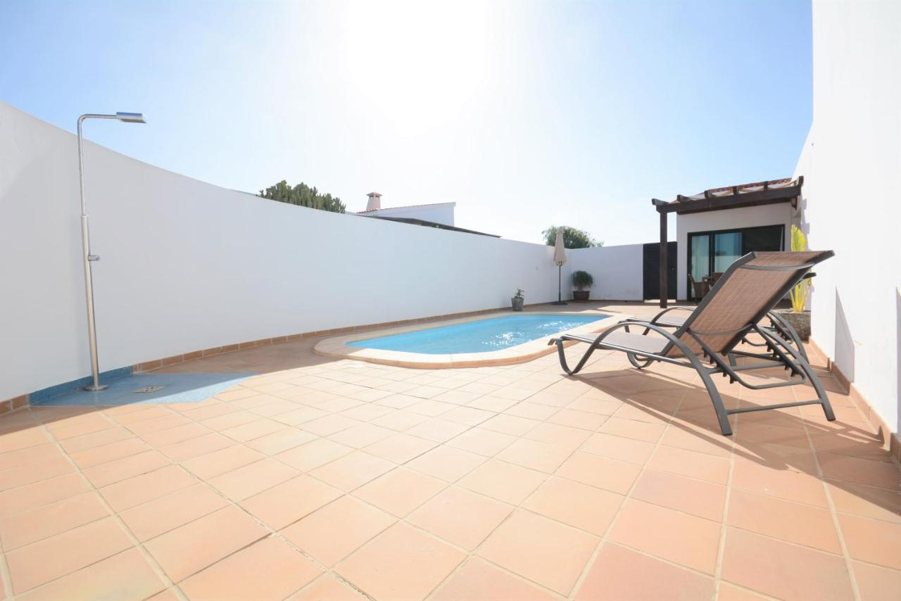 Beautiful Spacious Villa With Private Heated Pool In Lajares Dış mekan fotoğraf