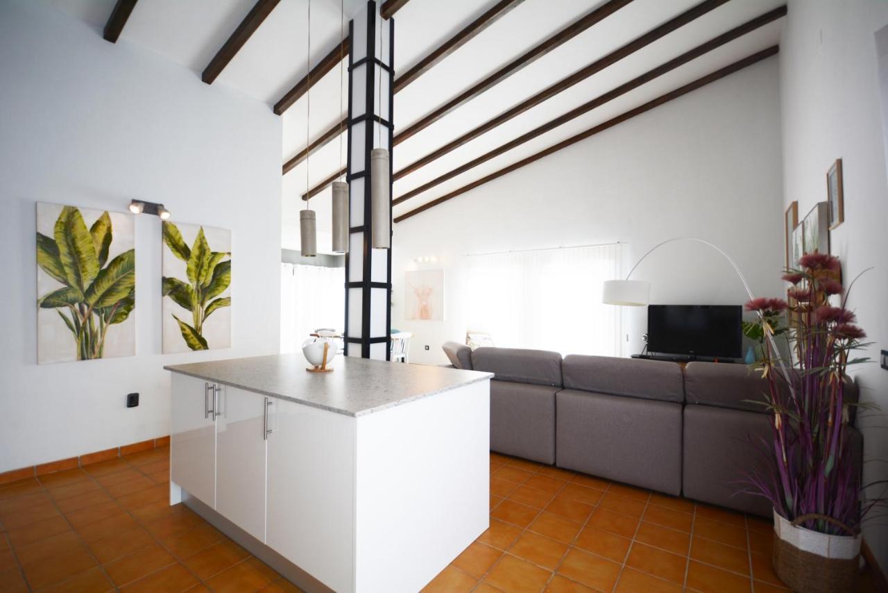 Beautiful Spacious Villa With Private Heated Pool In Lajares Dış mekan fotoğraf