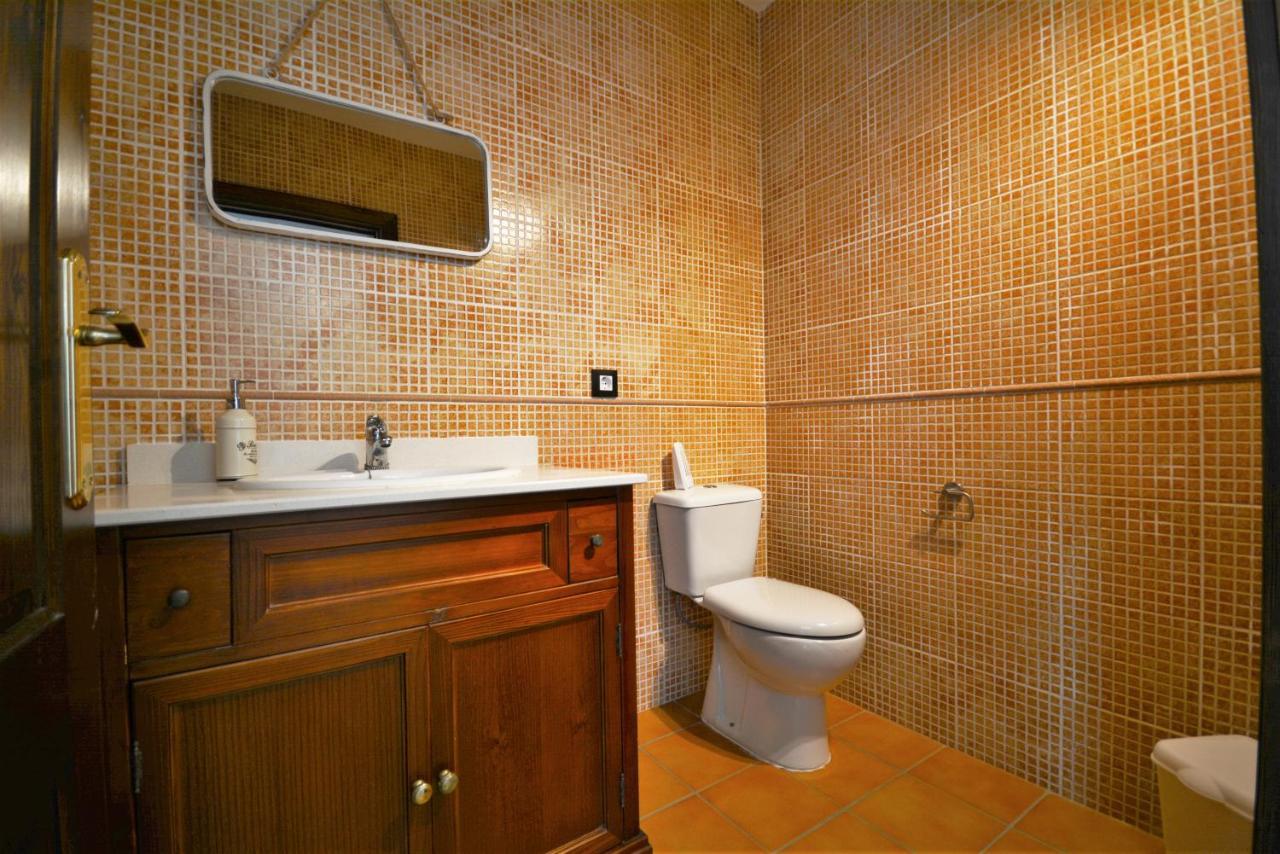 Beautiful Spacious Villa With Private Heated Pool In Lajares Dış mekan fotoğraf