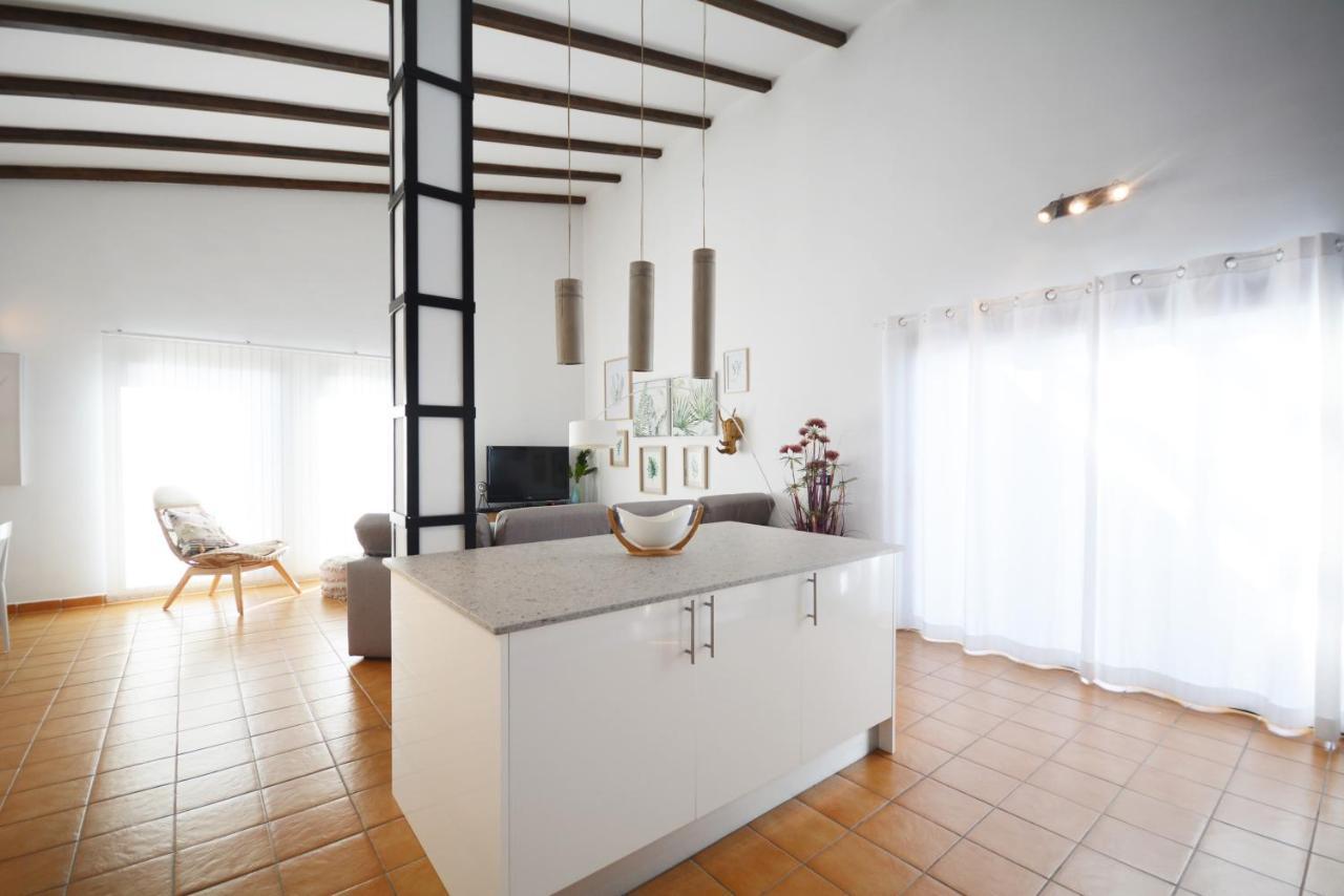 Beautiful Spacious Villa With Private Heated Pool In Lajares Dış mekan fotoğraf